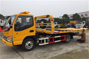 羊坊路哪里有拖车服务